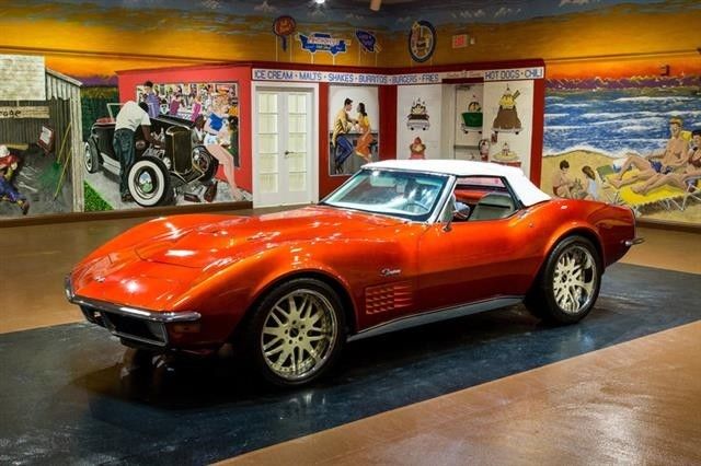 1970 Red Chevrolet Corvette --