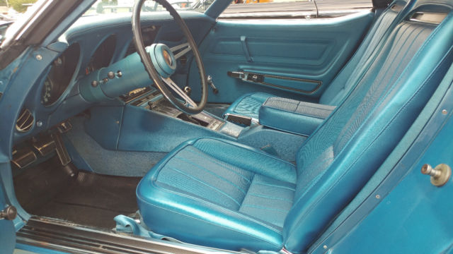 1970 Blue Chevrolet Corvette