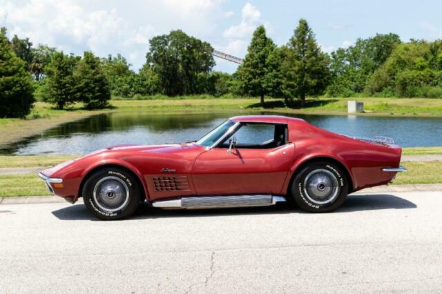 1970 Marlboro Maroon Chevrolet Corvette 454 LS5 Stingray