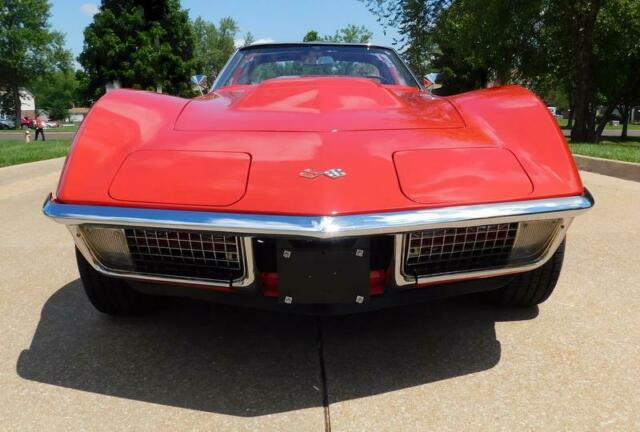 1970 Red Chevrolet Corvette --
