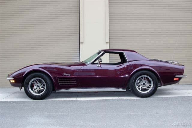 1970 Purple Chevrolet Corvette Convertible