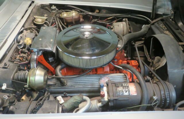 1970 Cortez Silver Chevrolet Corvette Coupe