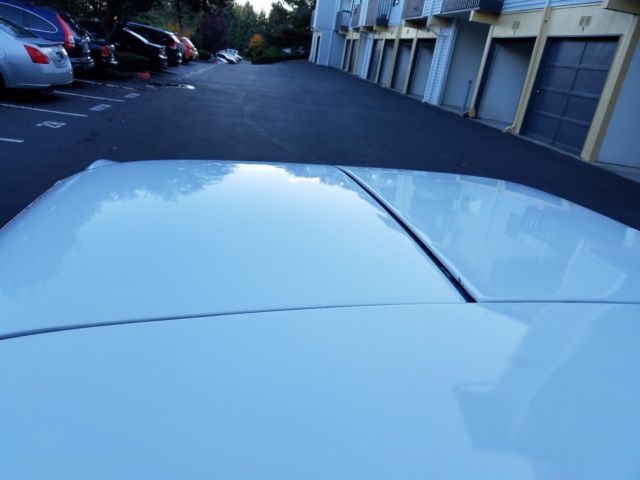 1970 White Chevrolet Corvette Coupe