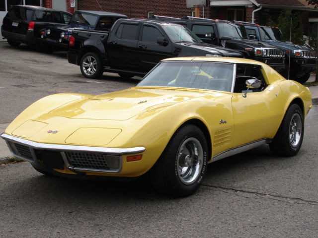 1970 Yellow Chevrolet Corvette Coupe