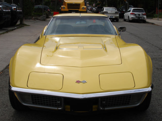 1970 Yellow Chevrolet Corvette Coupe