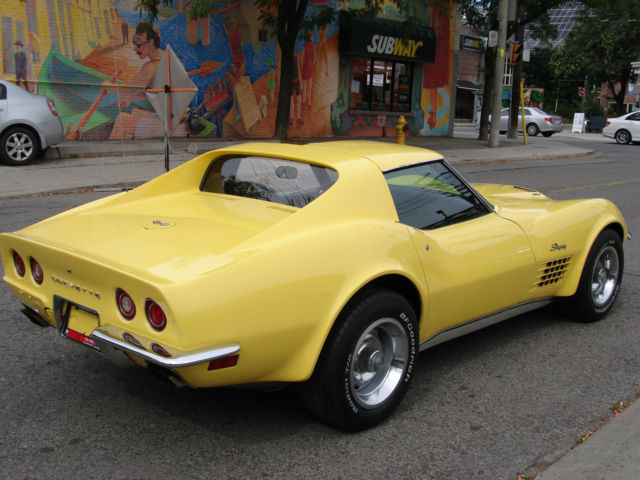 1970 Yellow Chevrolet Corvette Coupe