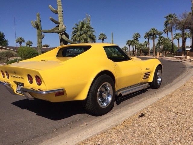 1970 Yellow Chevrolet Corvette Coupe