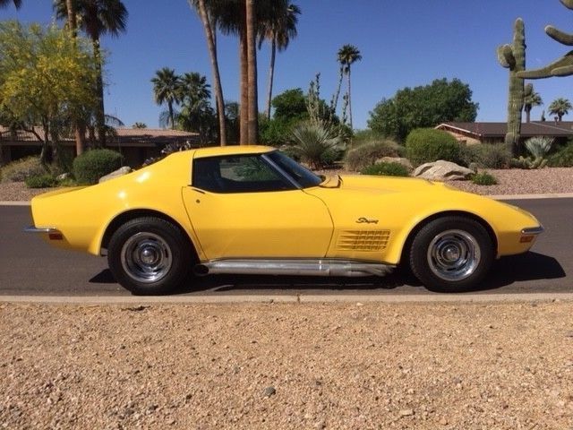 1970 Yellow Chevrolet Corvette Coupe