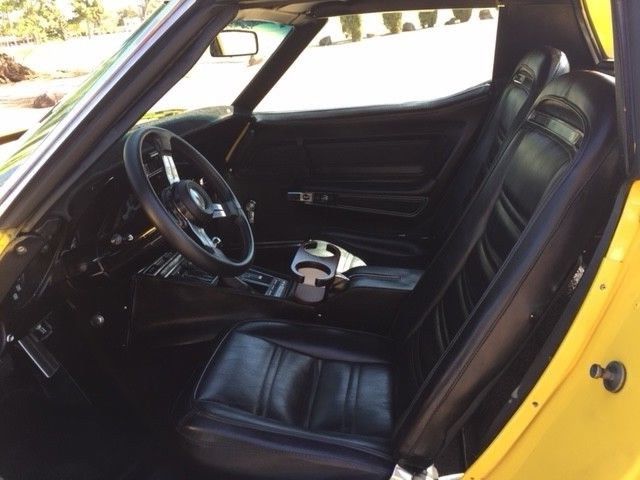1970 Yellow Chevrolet Corvette Coupe