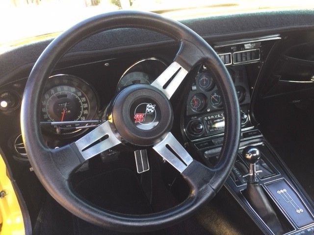 1970 Yellow Chevrolet Corvette Coupe