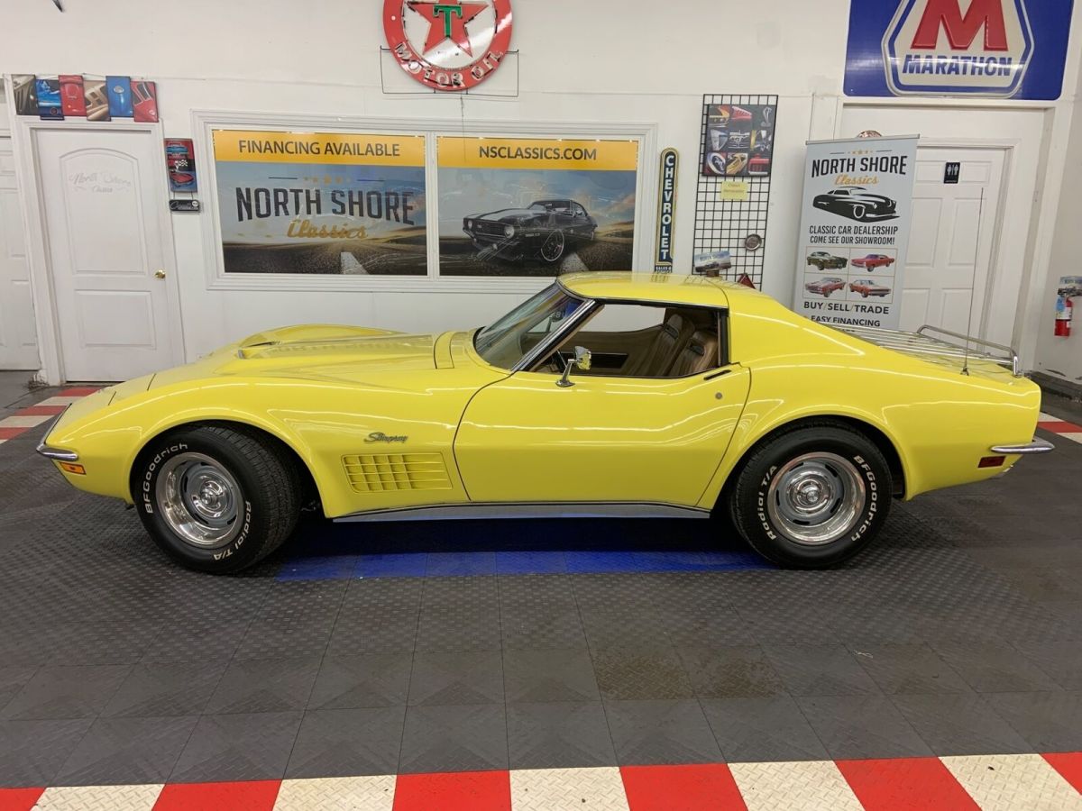 1970 Yellow Chevrolet Corvette Coupe
