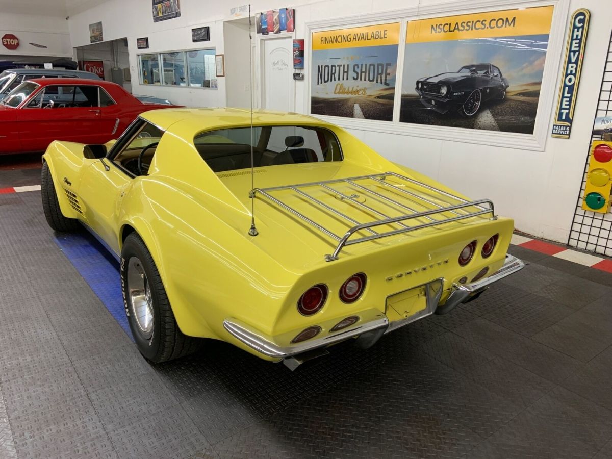 1970 Yellow Chevrolet Corvette Coupe