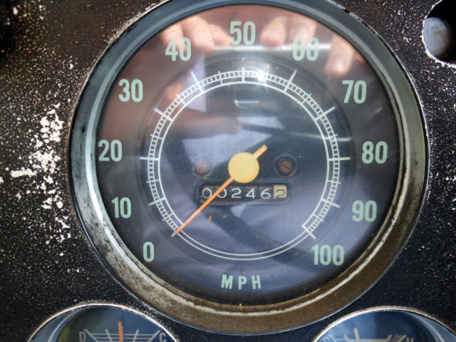 1970 Gold/White Chevrolet C-10 Longbed