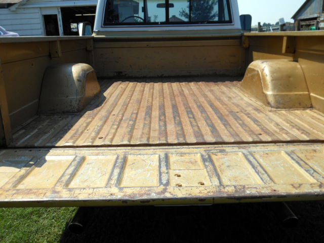 1970 Gold/White Chevrolet C-10 Longbed