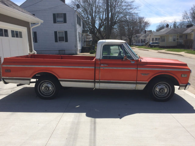 1970 Orange Chevrolet C-10