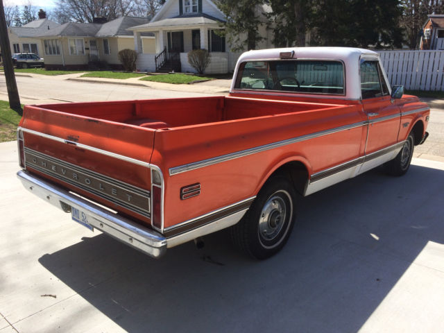 1970 Orange Chevrolet C-10