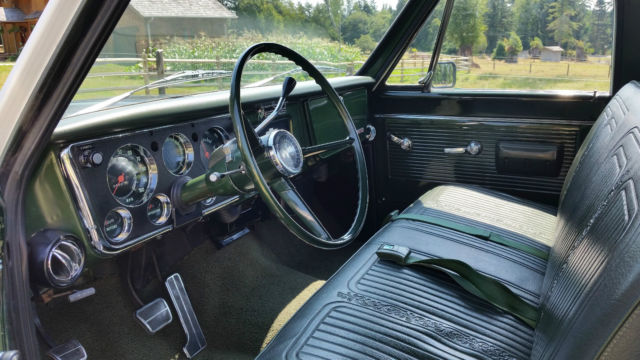 1970 Green Chevrolet C-10 Standard Cab Pickup