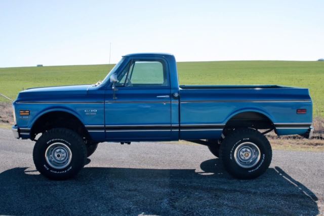 1970 Blue Chevrolet C-10 Standard Cab Pickup