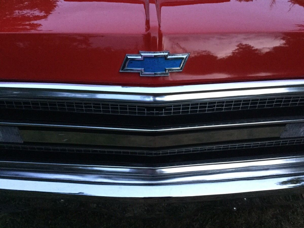 1970 Red Chevrolet K-20 Pickup