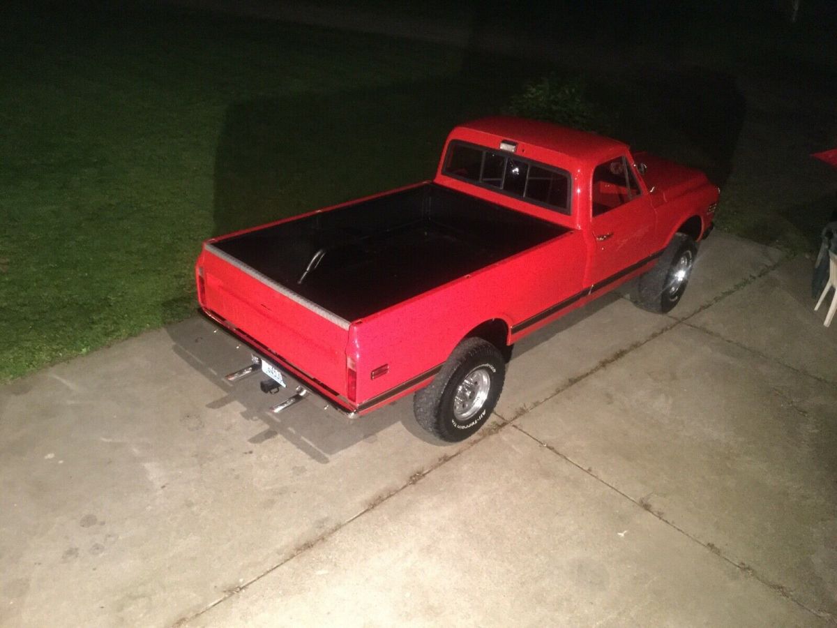 1970 Red Chevrolet K-20 Pickup