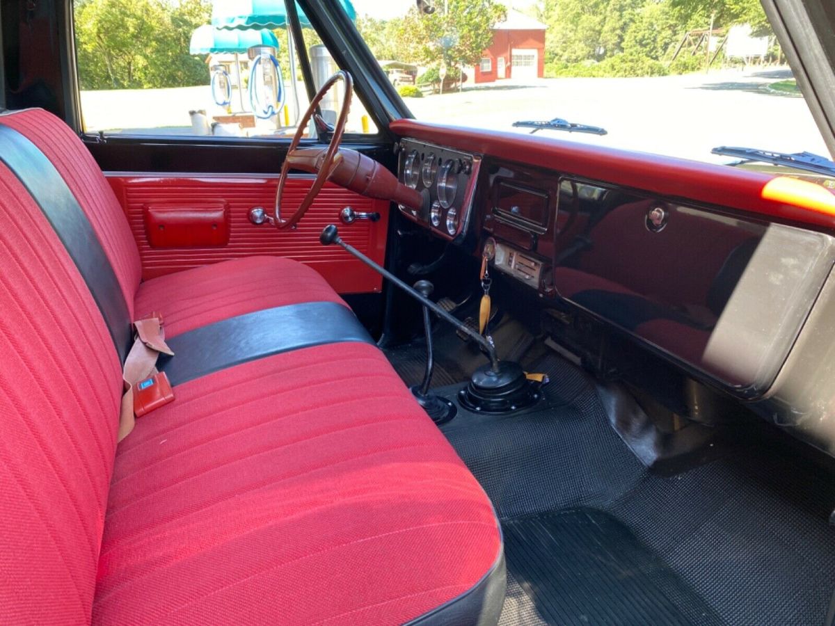 1970 Black Chevrolet C-10 Standard Cab Pickup