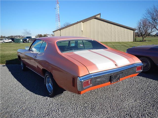 1970 Orange Chevrolet Malibu --