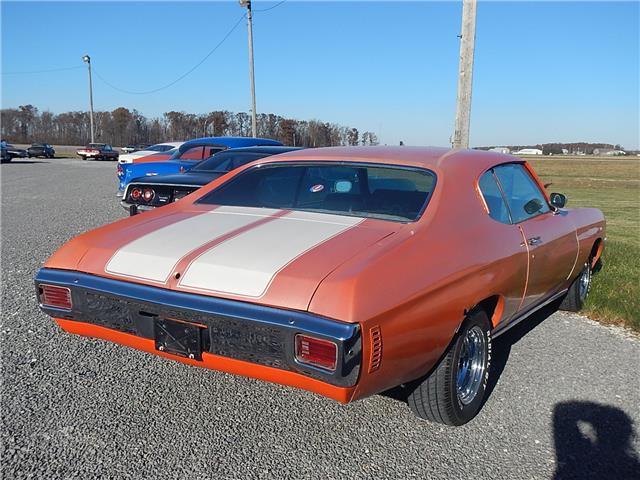 1970 Orange Chevrolet Malibu --