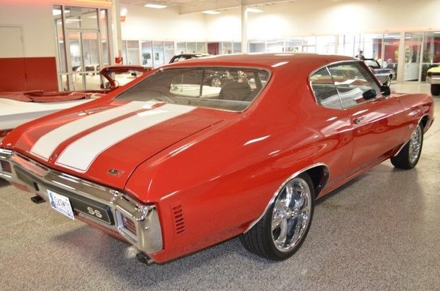 1970 Red Chevrolet Chevelle Coupe