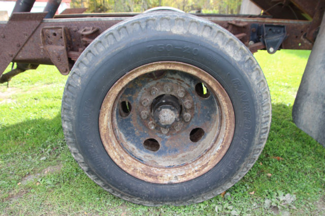 1970 Red Chevrolet C-10 Hydraulic Dump w/7'10" x 12'5" stake deck & 42" grain box