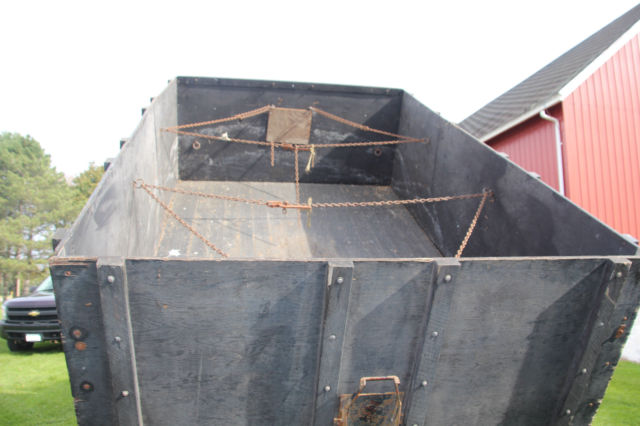 1970 Red Chevrolet C-10 Hydraulic Dump w/7'10" x 12'5" stake deck & 42" grain box