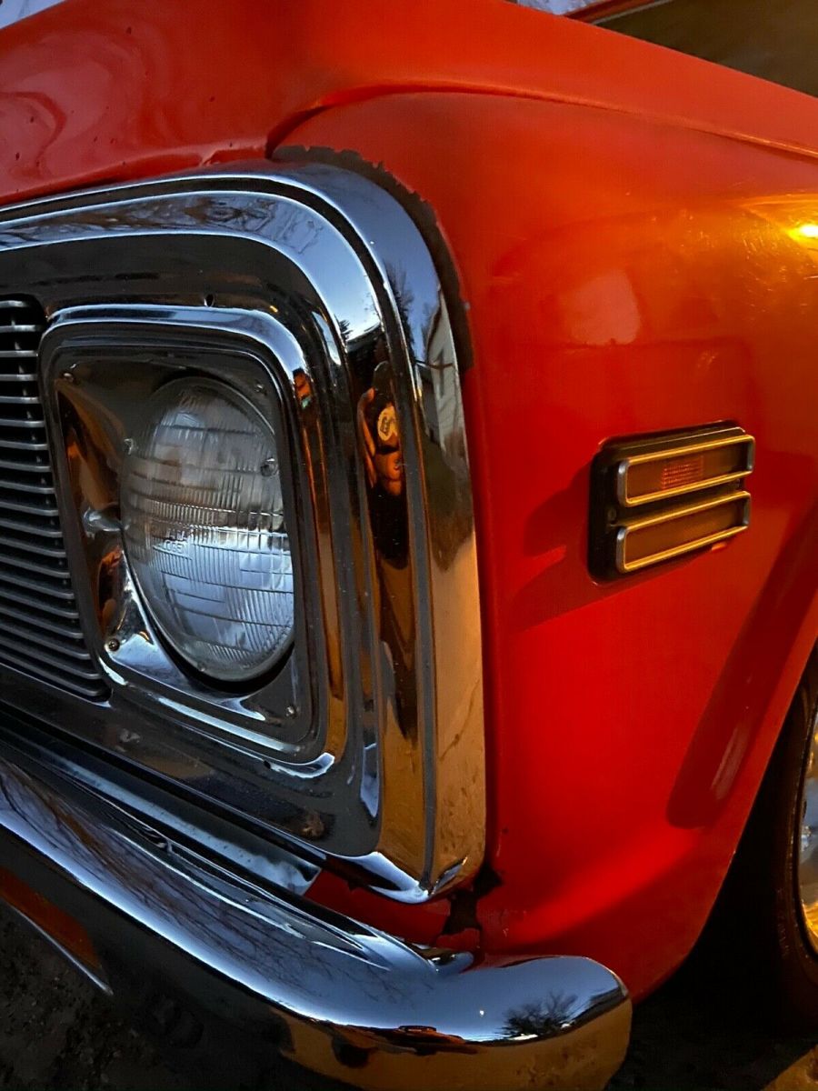 1970 Orange Chevrolet C-10
