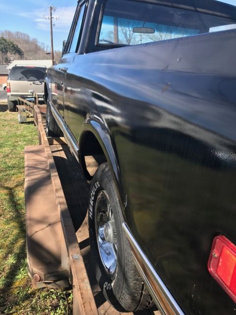1970 Black Chevrolet C-10 Pickup