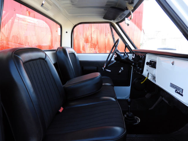 1970 Green Chevrolet C-10 Standard Cab Pickup