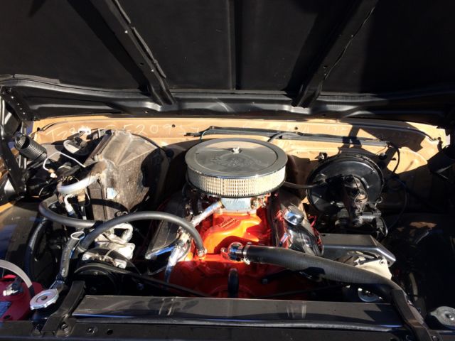 1970 Gold Chevrolet C-10