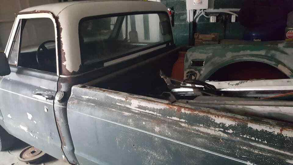 1970 Green Chevrolet C-10 Standard Cab Pickup