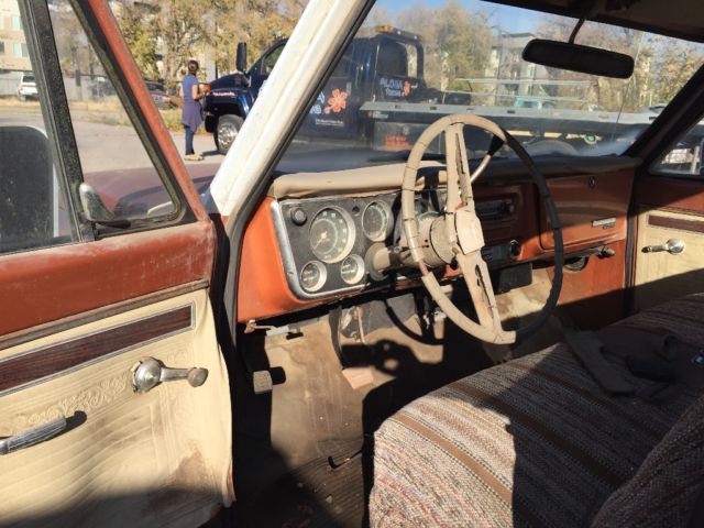 1970 Copper & white Chevrolet C-10