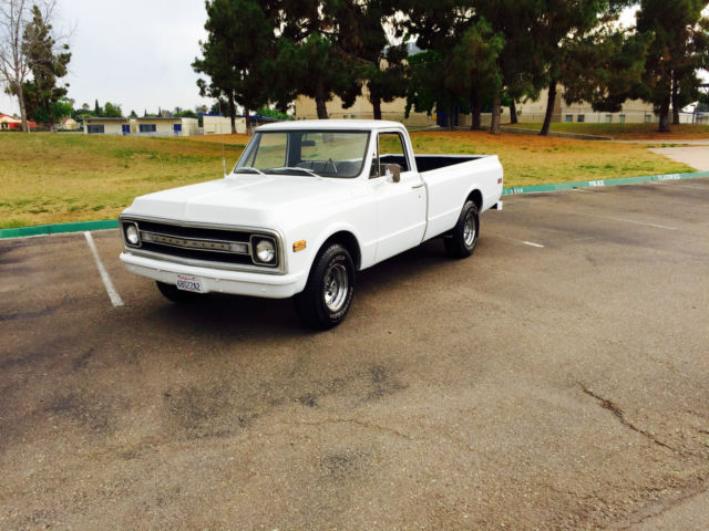 1970 White Chevrolet C-10 Pickup Truck