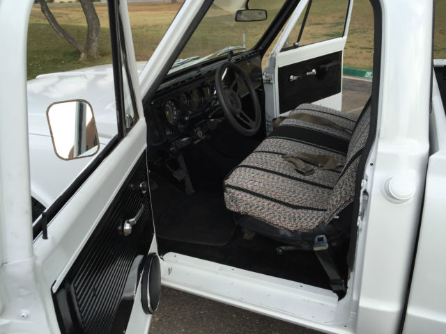1970 White Chevrolet C-10 Pickup Truck