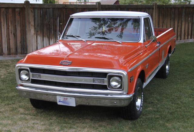 1970 Orange Chevrolet C-10 Pickup