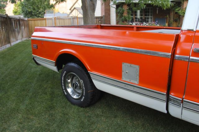 1970 Orange Chevrolet C-10 Pickup