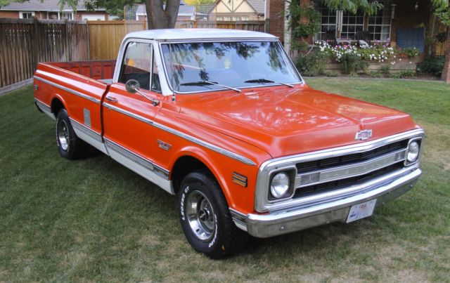 1970 Orange Chevrolet C-10 Pickup