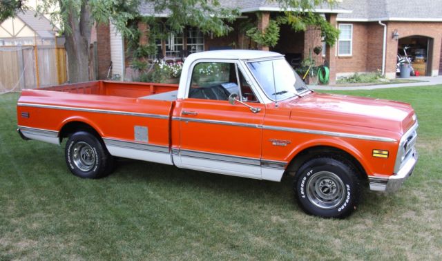 1970 Orange Chevrolet C-10 Pickup
