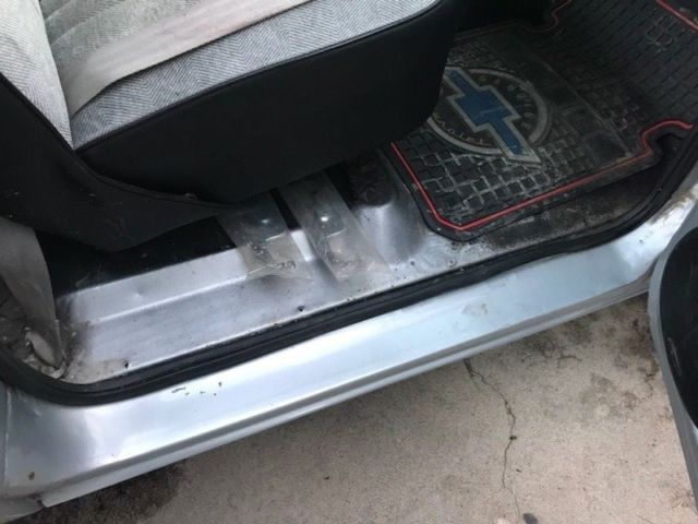 1970 silver Chevrolet C-10