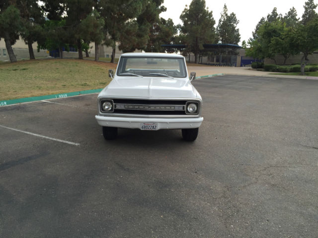 1970 White Chevrolet C-10 Pickup Truck