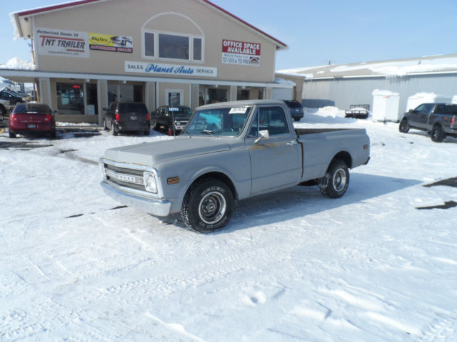 1970 Primer Chevrolet C-10 Short Bed