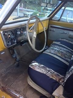 1970 Yellow Chevrolet C-10 Standard Cab Pickup