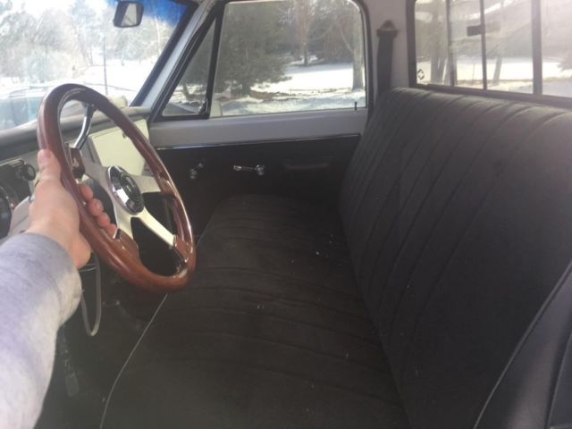 1970 White Chevrolet C-10 Step side
