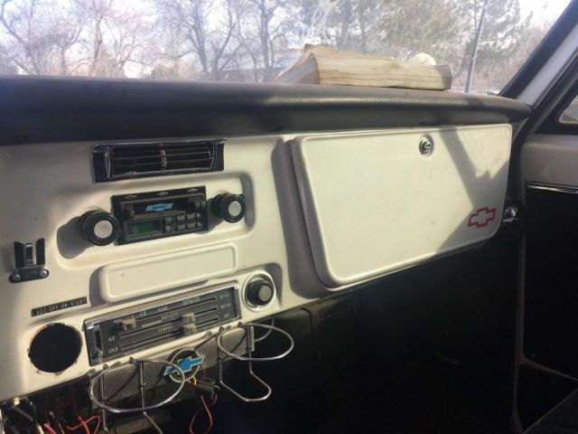 1970 White Chevrolet C-10 Step side