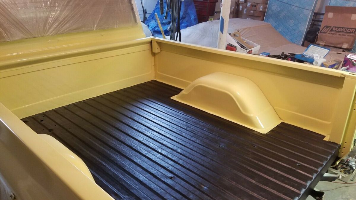 1970 Yellow Chevrolet C-10