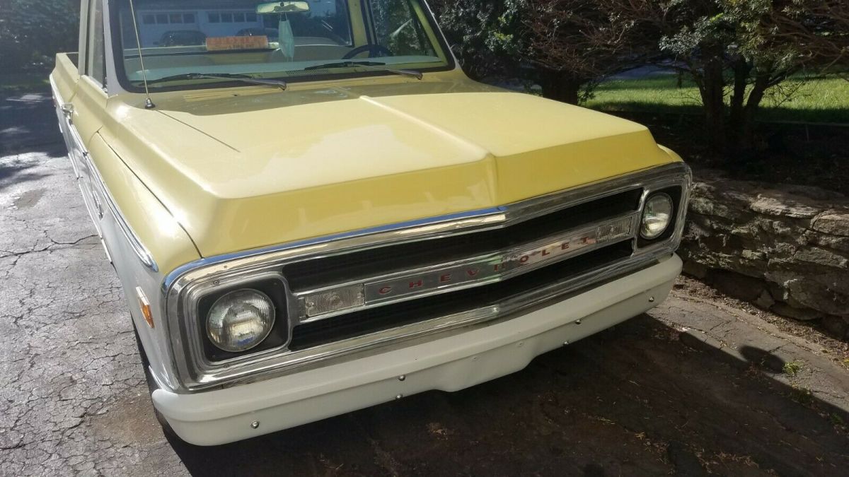 1970 Yellow Chevrolet C-10